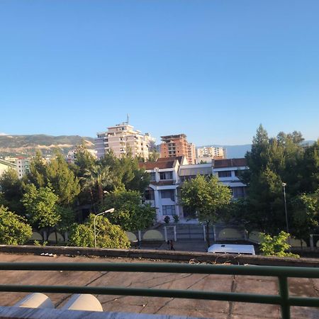 Alex Apartment Vlorë Екстериор снимка