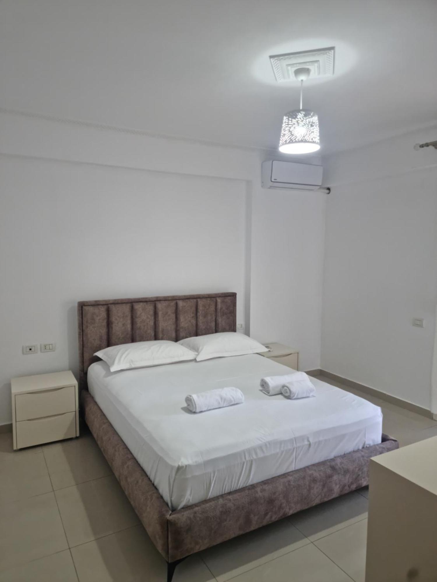 Alex Apartment Vlorë Екстериор снимка